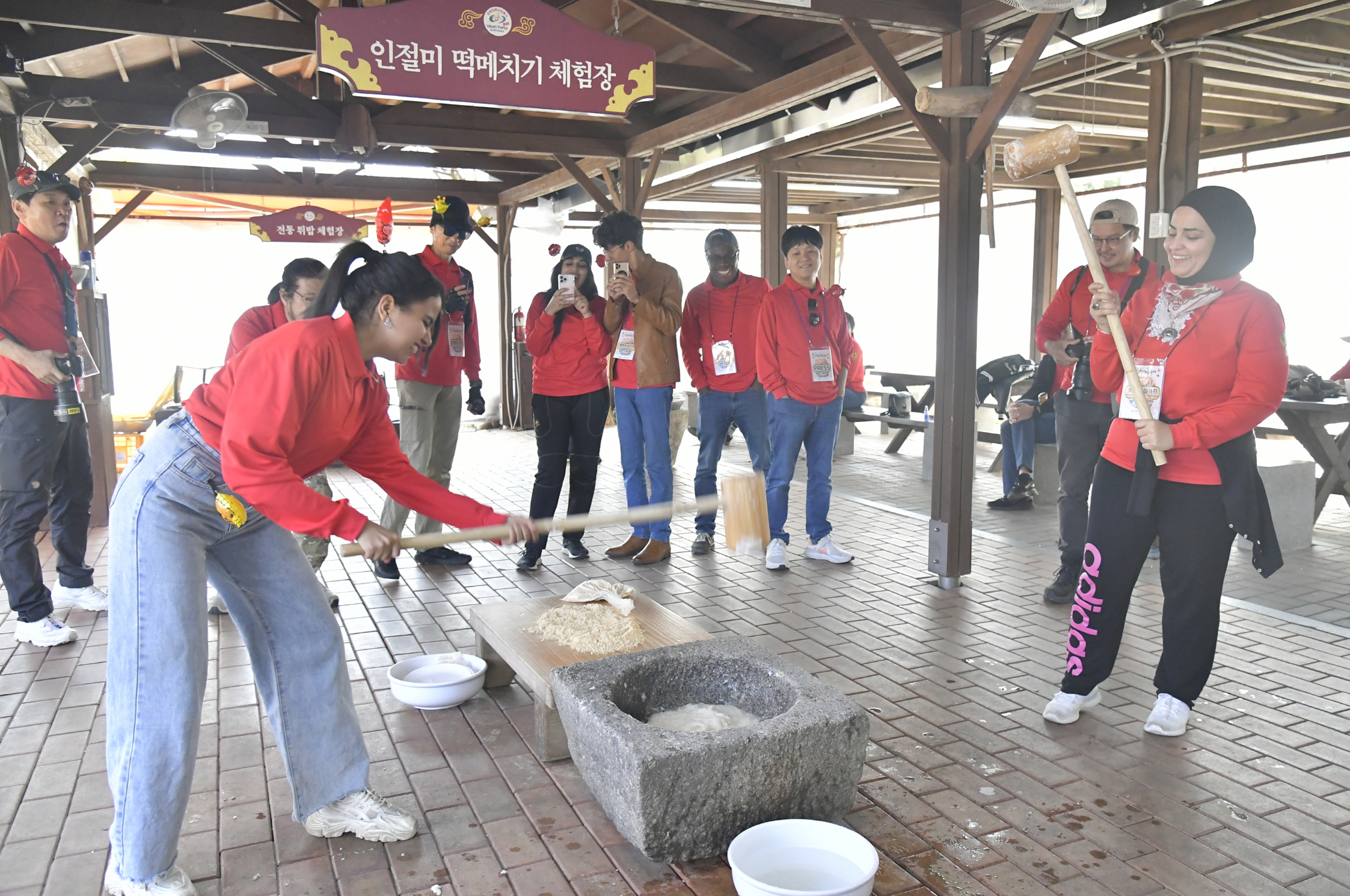 순창장류축제 장류체험관 -장류 인절미 뻥튀기 체험_ADE5877.JPG