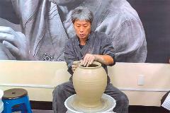 순창 0404 - 전통 도자기 장인 권운주씨 명장 선정11.jpg