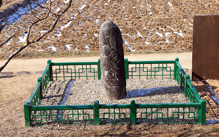 昌徳里男根石 (民俗文化財 15号)